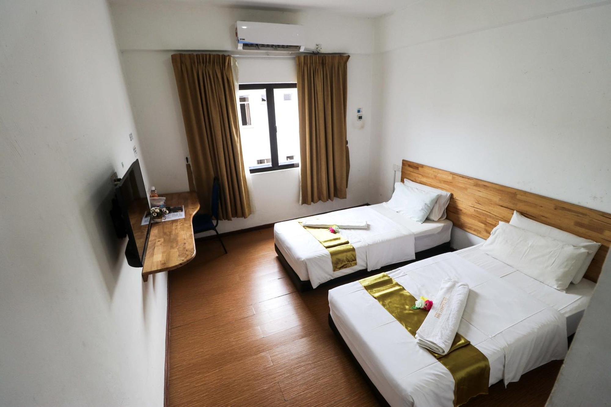 Am Transit Inn Kuala Terengganu Extérieur photo
